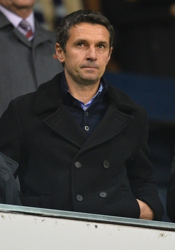 最下位アストン・ビラ、新監督の前でスパーズに敗戦