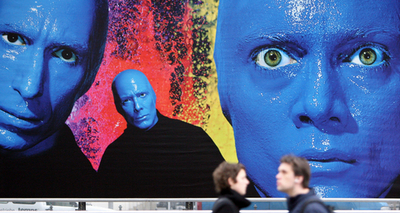 ブルー・マン・グループ、ドイツでも「怪」進撃？ - ドイツ