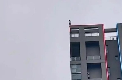 飛び降り自殺をそそのかした60代男を拘束 中国