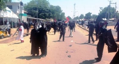 ナイジェリアでシーア派狙った自爆攻撃、前日には刑務所襲撃も