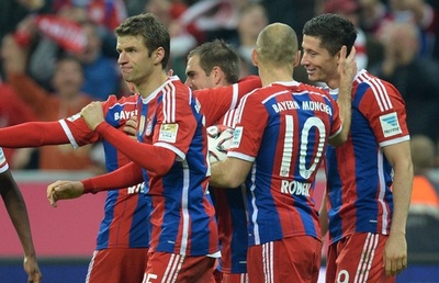 バイエルンがロッベンの決勝PKで勝利、ドルトムントは5連敗