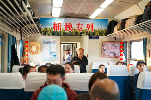 春限定「田植え専用列車」　中国東北でスマート農業支える
