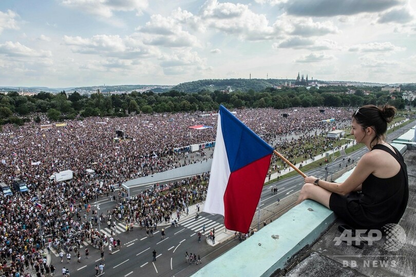 チェコ首相の退陣要求デモに25万人 共産政権崩壊後で最大規模 写真19枚 国際ニュース Afpbb News