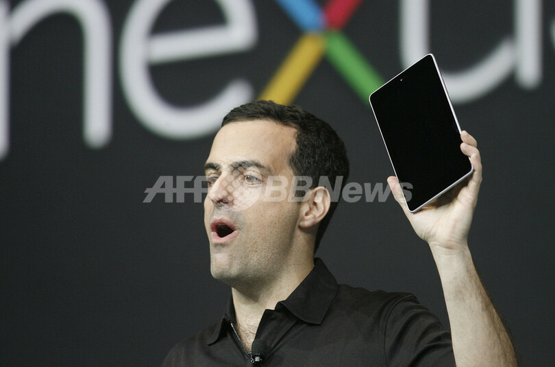 米グーグル、タブレット端末「Nexus 7」を発表