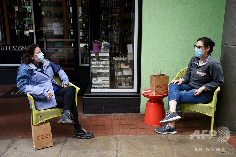 発話の飛沫、密閉空間に10分以上 コロナ感染に新知見 米研究