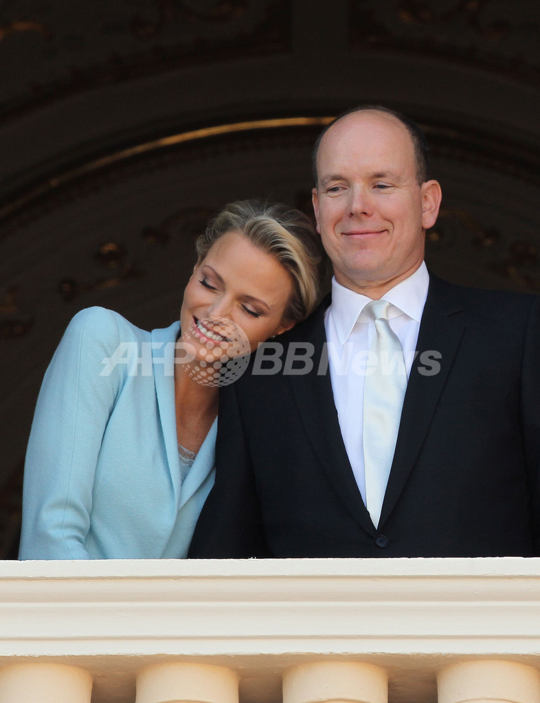 モナコのアルベール公が結婚 元五輪水泳選手と 写真39枚 国際ニュース Afpbb News