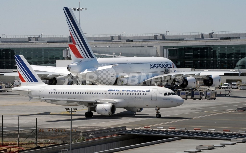 離陸して2時間半、トイレ故障で引き返す エールフランス機 離陸して2時間半、トイレ故障で引き返す エールフランス機