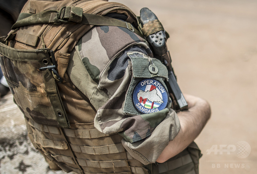 仏兵士が「虐待」の少女が妊娠・出産、中央アフリカ 国連が発表 仏兵士が「虐待」の少女が妊娠・出産、中央アフリカ 国連が発表