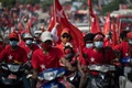 ミャンマー・ヤンゴン郊外で開催された国民民主連盟（NLD）の選挙集会（2020年10月25日撮影）。(c)Ye Aung Thu / AFP