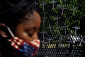 米首都ワシントンで、人種差別抗議デモに参加する人（2020年6月7日撮影、資料写真）。(c)Olivier DOULIERY / AFP
