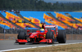 09F1第7戦トルコGP（%%Turkish Grand Prix 2009%%）フリー走行1回目。ウィリアムズ（%%Williams%%）のニコ・ロズベルグ（%%Nico Rosberg%%、ドイツ）が、24周を走行し、トップタイムとなるベストラップ1分28秒952を記録した。写真は22周を走行してベストラップ1分29秒342で5番手につけたフェラーリ（%%Ferrari%%）のフェリペ・マッサ（%%Felipe Massa%%）。（2009年6月5日撮影）(c)AFP/MUSTAFA OZER