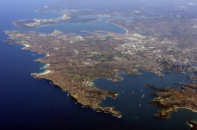 160人を救った豪シドニーの「天使」が死去、自殺志願者に声かけ続け50年