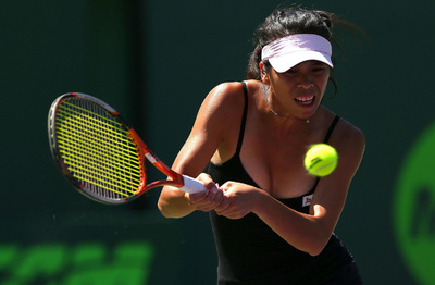 ラドワンスカが謝淑薇に勝利、ソニー・エリクソン・オープン