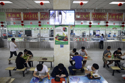 北京市内の飲食店、厨房「見える化」プロジェクトが進行中