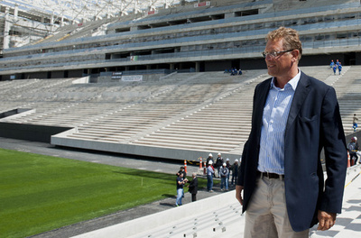 ブラジルW杯、予定通りサンパウロのスタジアムで開幕へ
