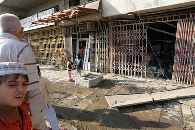 週末のイラクで2件の自動車爆弾攻撃、計18人が死亡