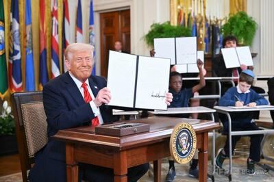 トランプ氏、教育省廃止に向けた大統領令に署名