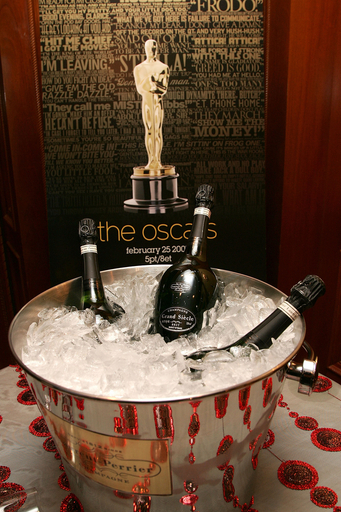 ＜第79回アカデミー賞＞アフターパーティーで楽しむシャンパン - 米国