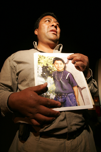 フセイン元大統領の死刑執行をまねて少年が死亡 - グアテマラ