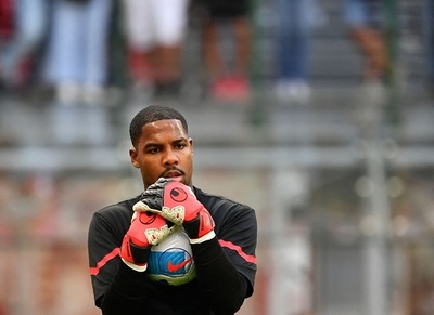 「黒人であることに誇り」、ミラン新守護神が差別非難