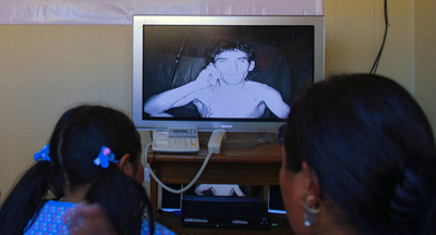 チリ落盤事故から1か月、救出は最短プランなら11月中か