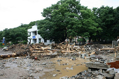 韓国 洪水で7人死亡、6人行方不明