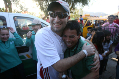 チリ鉱山事故、31人退院 残り2人に