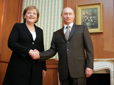 エネルギー供給の安定求め、独首相が訪問 - ロシア