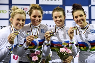 オーストラリアが女子団体追い抜きを世界新で制す、トラック世界選手権