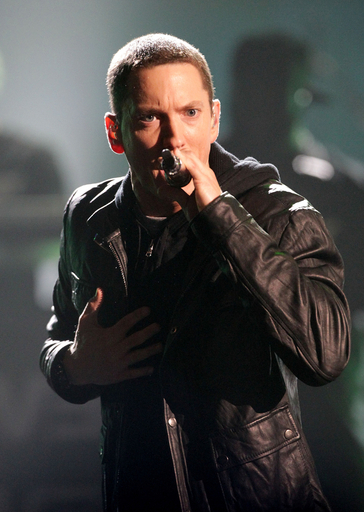 グラミー賞ノミネート発表、エミネムが最多10部門