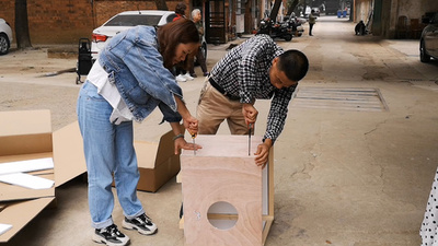 冬もこれで安心ね、ボランティアが作るニャンコの家 中国・広西