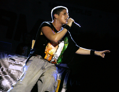 フランスの女性ラッパー、ディアムスがコンサート開催 - コートジボワール