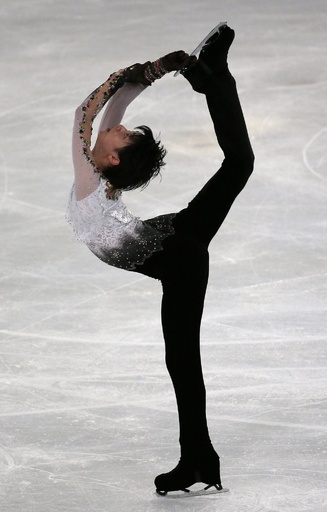 男子2位の羽生結弦の演技、エリック・ボンパール杯