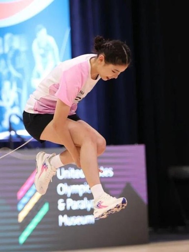 3分間で1042回！ 中国女性選手が縄跳び世界選手権で優勝