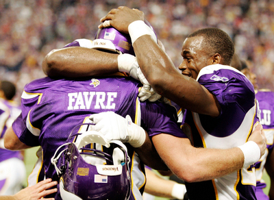 バイキングス ファーヴの活躍で開幕3連勝