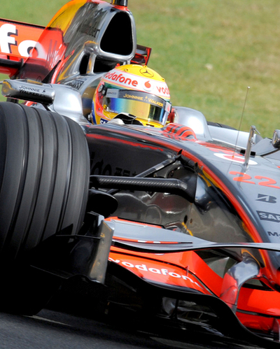 ハミルトン 開幕戦オーストラリアGP・予選でポール獲得