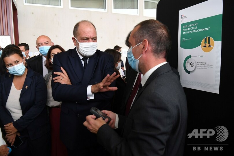 DV加害者をGPSで追跡、足輪着用の義務化可能に フランス