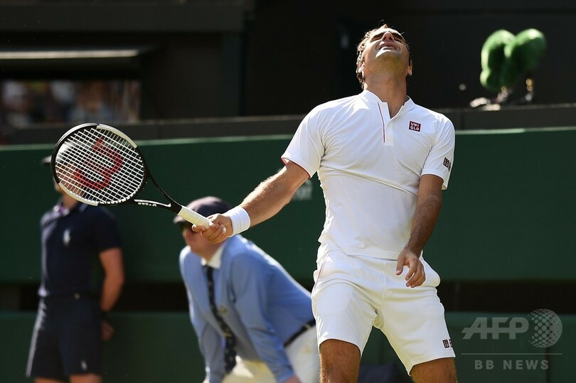 「ひどい」敗戦にフェデラー落胆、ウィンブルドンでまさかの大逆転負け