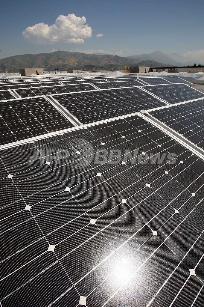 米グーグル、太陽光発電所の建設に75億円投資 米グーグル、太陽光発電所の建設に75億円投資
