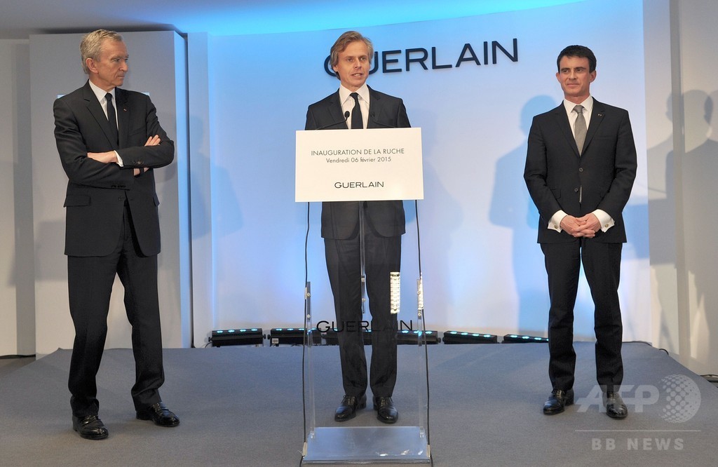 仏首相も視察、「ゲラン」が新生産施設をオープン