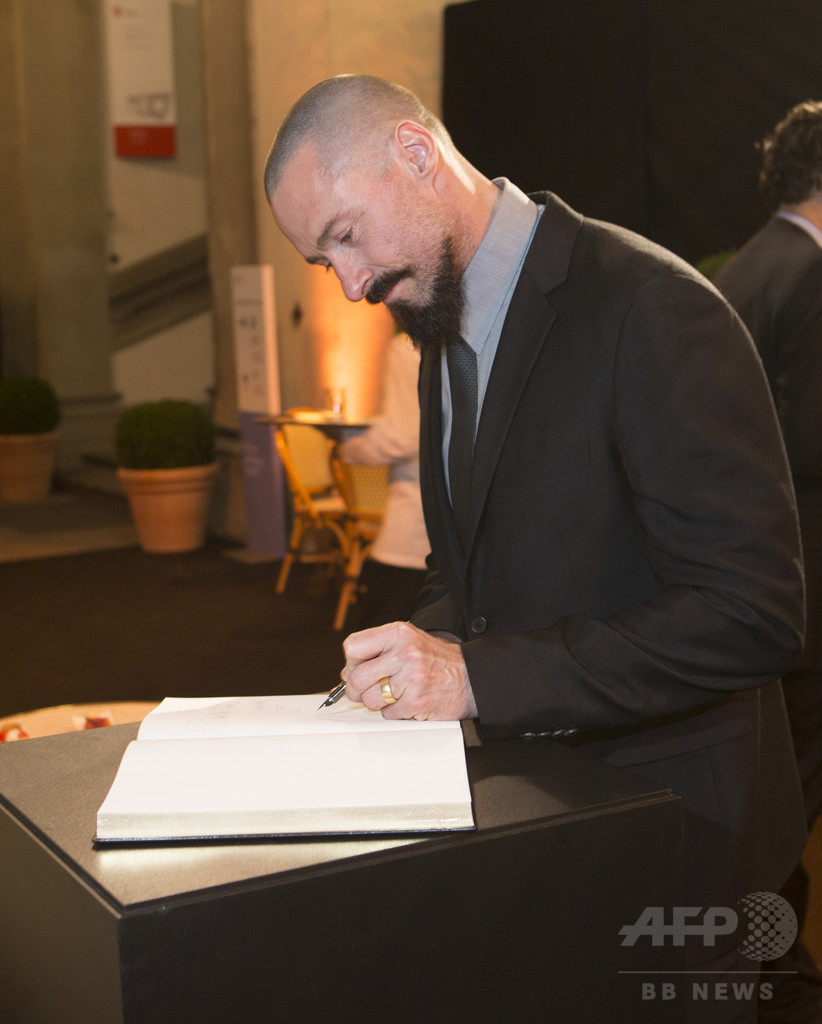 ヒュー・ジャックマンも登場、「モンブラン」新作発表会