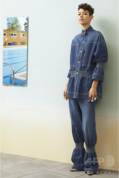 「ステラ マッカートニ」ブランド初のメンズ＆ウィメンズ、アビー・ロード・スタジオで発表