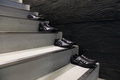 「オニツカタイガー（Onitsuka Tiger）」表参道店の内観。(c)Onitsuka Tiger