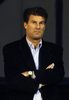 試合開始前に険しい表情をみせるスパルタク・モスクワのミカエル・ラウドルップ（%%Michael Laudrup%%）監督。（2008年9月18日撮影）(c)AFP/MICHAL CIZEK