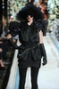 ニューヨーク市内ピエール ホテル（The Pierre Hotel）で開催された「ランバン フォー H&amp;M（Lanvin for H&amp;M）」のオートクチュール・ファッションショー（2010年11月18日撮影）。（c）AFP/Getty Images/Jamie McCarthy