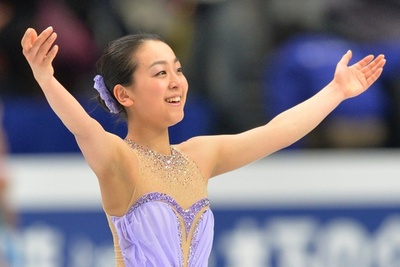 浅田が世界最高得点で女子sp首位 世界フィギュア 写真44枚 国際ニュース Afpbb News