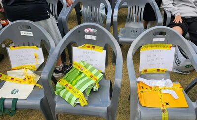 夜の公演なのに朝からテープで席確保…韓流歌手ファンが地域祭りで「荷物放置の終日居座り」、子ども座れず炎上