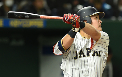 レイズが筒香の獲得を発表、2年総額13億円