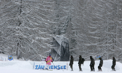 ＜06-07アルペンスキーW杯＞女子滑降・第5戦の開始が遅れる - オーストリア