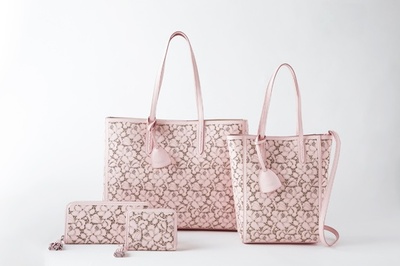 淡いピンクのフラワーパターン、「ラルフ ローレン」⽇本限定アイテム発売へ